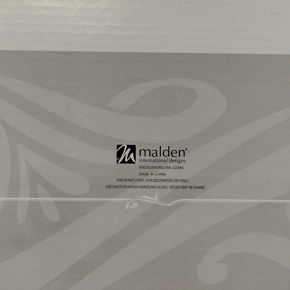 Picture Frame with silver bead ridge border - Picture 2 of 2